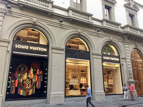 louis vuitton florence price|italy louis vuitton outlet.